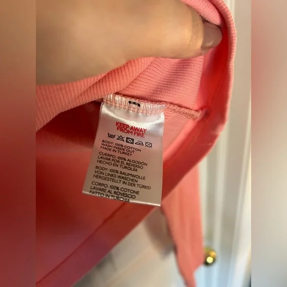 Pink Butterfly Y2K Cut Out Top Size Large Urban Outfitters - Picture 8 of 10